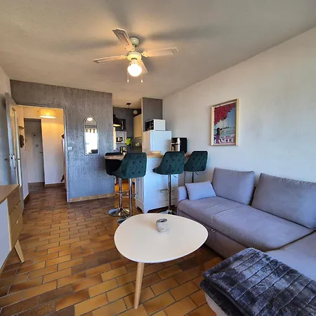 T2 Vue Mer, Proche & Parking Privee Apartment Bandol